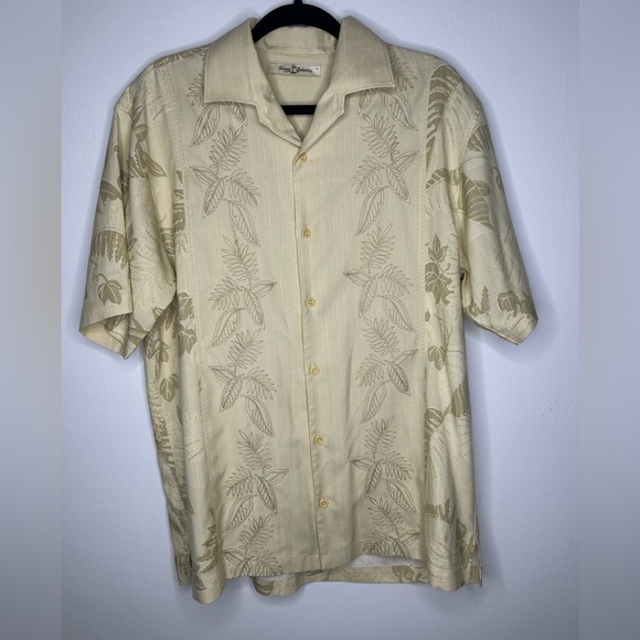 Tommy Bahama Shirt Men's Yellow 100% Silk Floral Button Up Short Sleeve - Picture 1 of 5